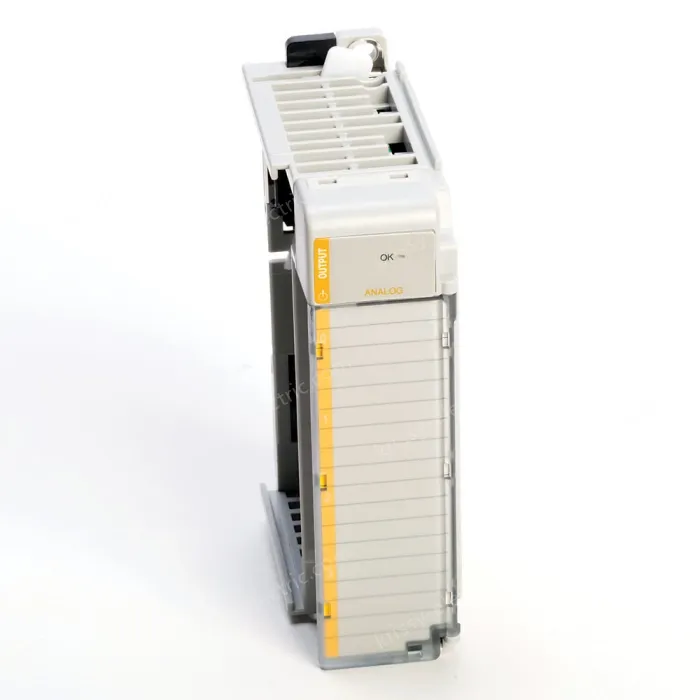 Compact I/O module