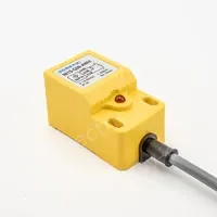 Rectangle Inductive proximity switch NI15-Q30-RP6X